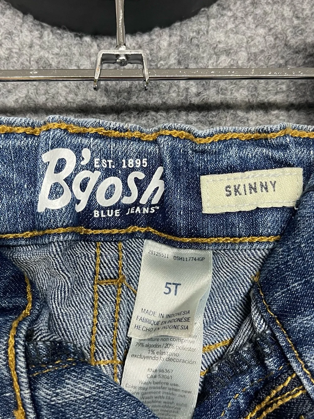 OshKosh Bgosh Kids Slim Straight Jeans in Light Blue Size 5T